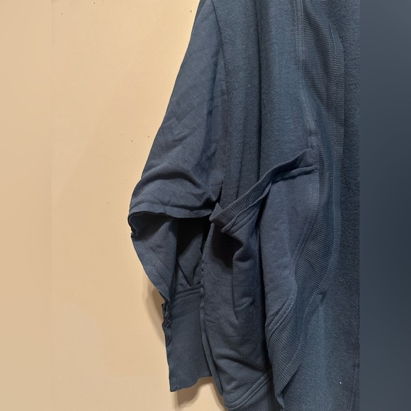 LuLaRoe - Navy Kennedy Cardigan (Size Small) - Picture 5 of 10